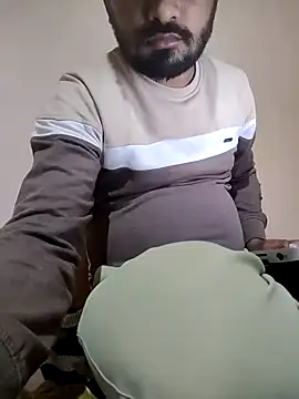 Snapshot of Jayesh_Love chatting on January 2025 04:08:01 PM Jayesh Love online show from January 2025 04:08:01 PM