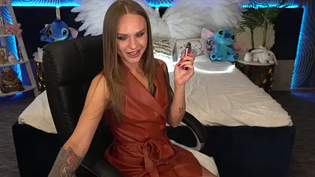 Snapshot of KiraGrayy chatting on October 2025 01:01:01 PM KiraGrayy online show from October 2025 01:01:01 PM
