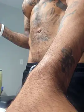 Snapshot of FragrantWind5 chatting on October 2025 12:28:02 PM FragrantWind5 online show from October 2025 12:28:02 PM