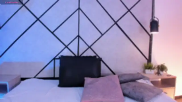 marie miller  online show from October 2025 12:14:02 PM