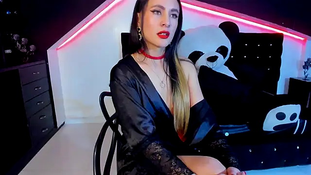 Coral Gibson online show from March 2025 07:09:02 PM