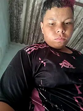 Snapshot of putoso031 chatting on February 2025 06:58:02 PM putoso031 online show from February 2025 06:58:02 PM