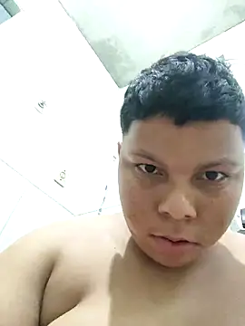 Snapshot of putoso031 chatting on September 2025 08:00:02 PM putoso031 online show from September 2025 08:00:02 PM