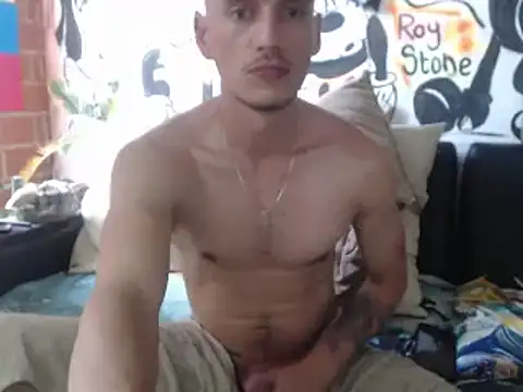 Snapshot of roystonee01 chatting on October 2025 10:23:02 PM roystonee01 online show from October 2025 10:23:02 PM