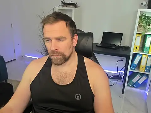 John-E-Dough online show from December 2025 08:23:01 AM