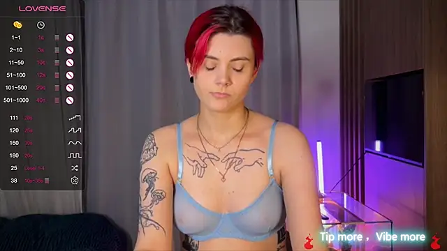 HarpyWitch online show from December 2024 07:57:01 PM