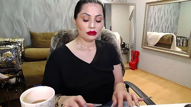 Sara Poison online show from April 2026 02:51:02 AM