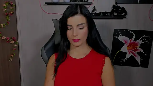 KayWuds online show from December 2024 02:05:02 PM