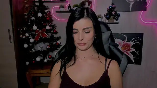 KayWuds online show from December 2024 05:25:01 PM