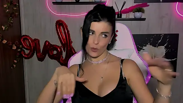 KayWuds online show from February 2025 10:28:02 AM