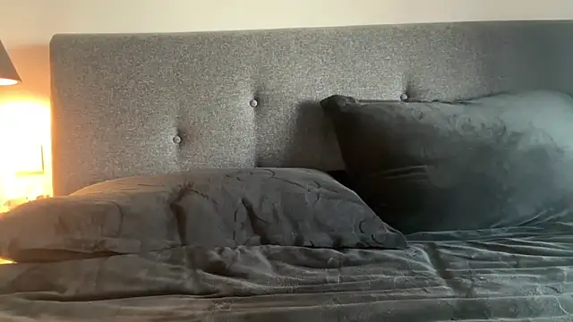 Leylah Linda online show from February 2026 09:30:02 AM