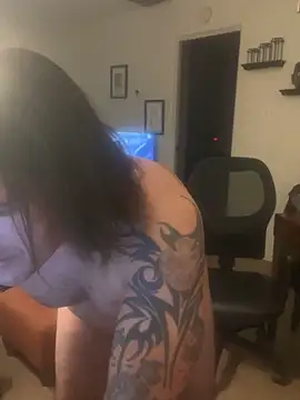 PEGATIVET online show from October 2025 05:35:02 AM