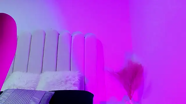 Sarajonnes online show from March 2025 09:12:02 AM