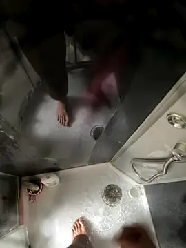 lescro95  online show from October 2025 12:52:02 PM