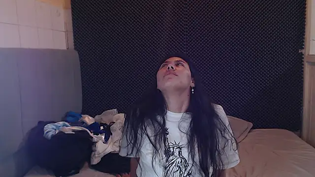  joy yva online show from November 2025 12:02:01 AM