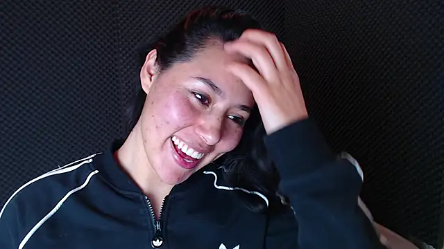  joy yva online show from November 2025 09:29:02 PM