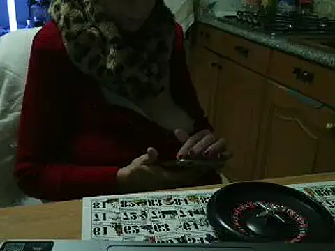 VeneRed online show from November 2025 07:05:02 PM