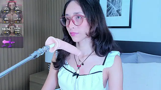 doll bella  online show from November 2025 08:08:01 PM