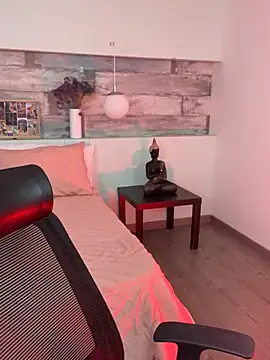 Alisha-Bond online show from January 2025 12:09:01 AM