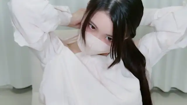 yuki room online show from September 2025 01:12:01 PM