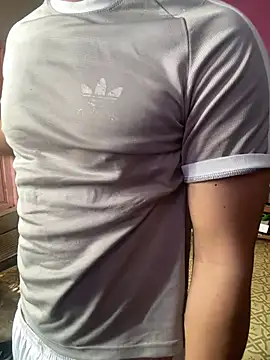 Snapshot of alburt_1996 chatting on February 2026 03:43:01 AM alburt 1996 online show from February 2026 03:43:01 AM