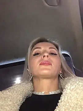 Diamond Bunny  online show from January 2025 02:56:02 PM