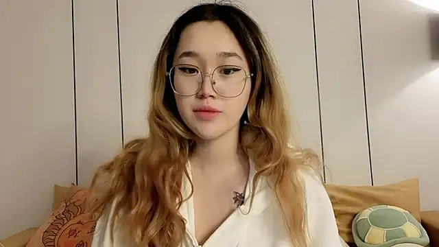 Jennatyan online show from May 2026 04:09:02 AM