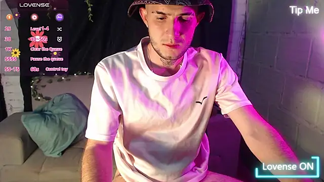 Snapshot of Dante_Bear_ chatting on March 2026 12:06:01 AM Dante Bear online show from March 2026 12:06:01 AM