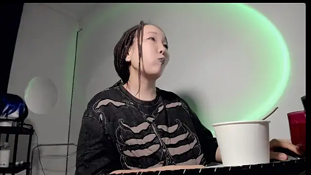 Snapshot of himeros_goddess chatting on January 2025 07:19:02 AM himeros goddess online show from January 2025 07:19:02 AM