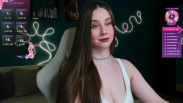 katie taylorr online show from November 2025 10:36:02 PM