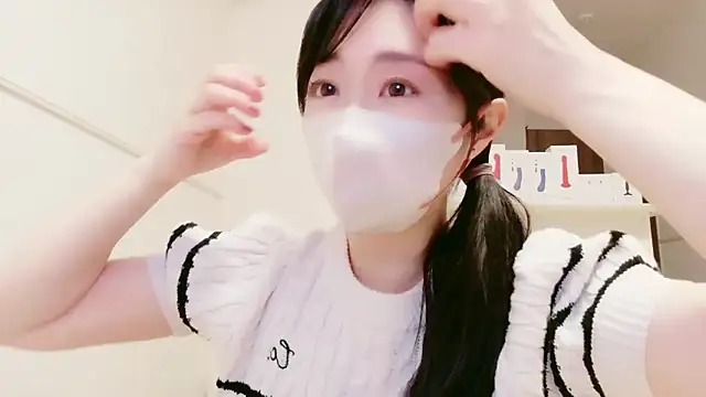 IORio2 online show from April 2026 07:04:02 PM