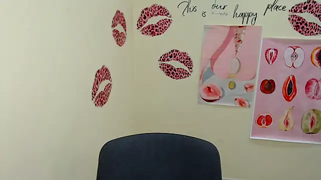  SusieSu  online show from March 2025 10:41:01 AM