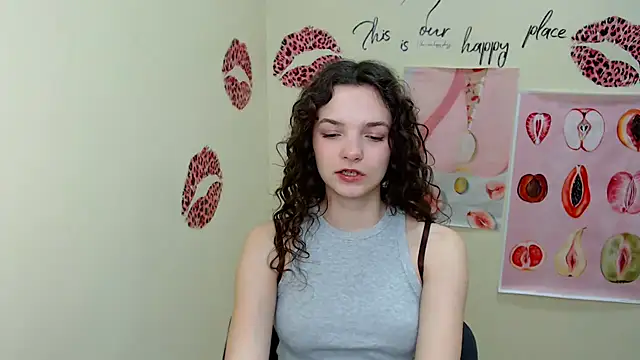  SusieSu  online show from March 2025 07:10:01 AM