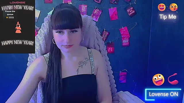 Snapshot of Violla_My chatting on April 2026 12:25:01 PM Violla My online show from April 2026 12:25:01 PM
