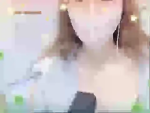 Snapshot of miumiu822 chatting on January 2025 06:45:01 AM miumiu822 online show from January 2025 06:45:01 AM