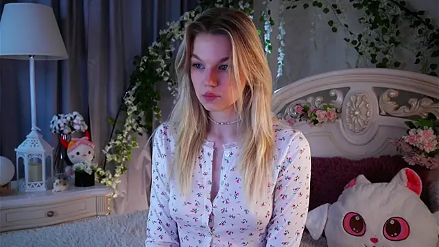 EdlinAlliston online show from November 2025 02:28:02 PM