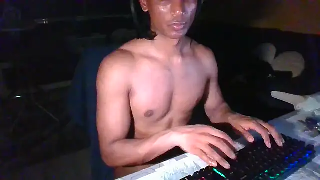 MozeyNL online show from November 2025 10:52:01 PM