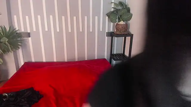 Scarlett  Fox   online show from October 2025 11:11:01 AM