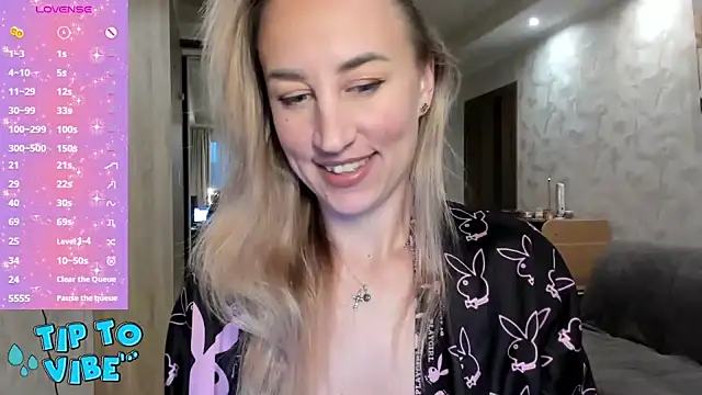 lady Nati online show from January 2025 01:29:01 PM