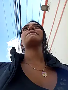 Snapshot of Sara-77 chatting on February 2025 03:49:02 PM Sara-77 online show from February 2025 03:49:02 PM