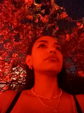 Snapshot of Sara-77 chatting on February 2025 06:18:02 AM Sara-77 online show from February 2025 06:18:02 AM