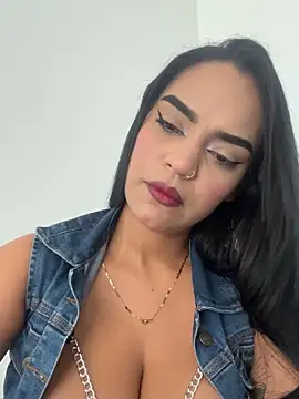 Snapshot of Sara-77 chatting on October 2025 03:46:02 PM Sara-77 online show from October 2025 03:46:02 PM