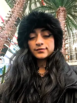 Lila Desiree online show from November 2025 01:16:01 AM