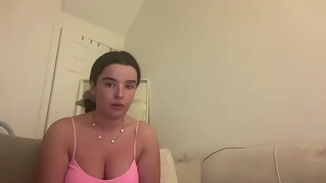 Snapshot of maisiesmithx chatting on January 2025 11:45:01 PM maisiesmithx online show from January 2025 11:45:01 PM
