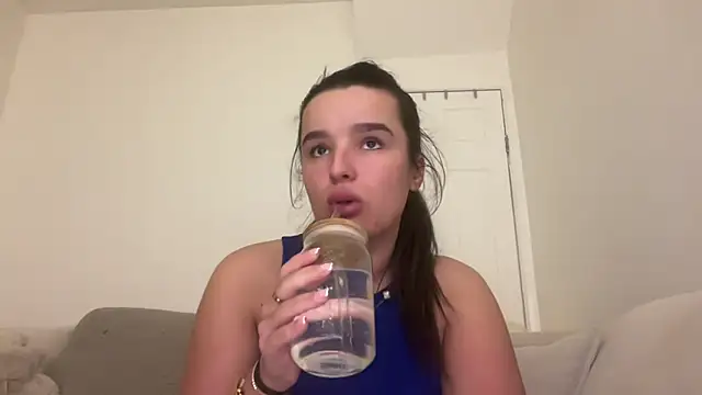 Snapshot of maisiesmithx chatting on January 2025 09:10:01 PM maisiesmithx online show from January 2025 09:10:01 PM