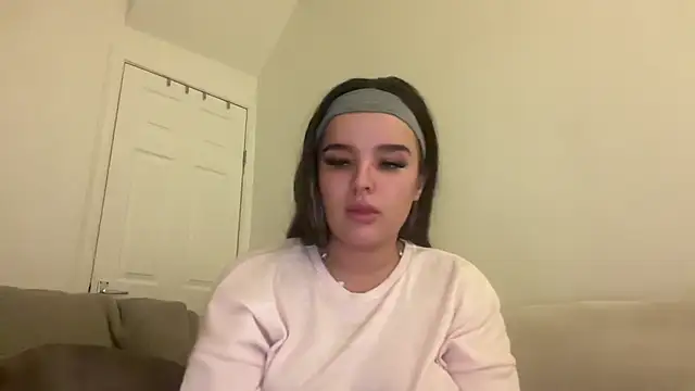 Snapshot of maisiesmithx chatting on January 2025 01:37:02 AM maisiesmithx online show from January 2025 01:37:02 AM