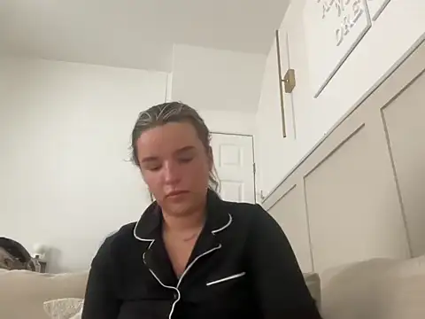 Snapshot of maisiesmithx chatting on September 2025 10:06:02 AM maisiesmithx online show from September 2025 10:06:02 AM