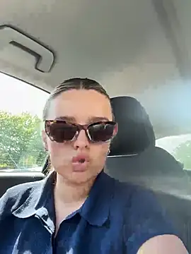 maisiesmithx online show from May 2026 10:31:01 AM