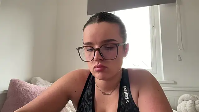 Snapshot of maisiesmithx chatting on July 2026 05:55:01 PM maisiesmithx online show from July 2026 05:55:01 PM
