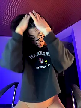 sue   0 online show from September 2025 06:35:01 AM